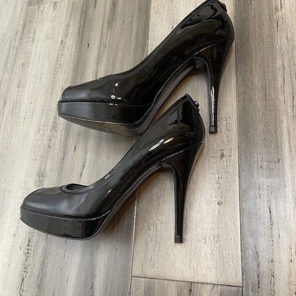 Stuart Weitzman Patent Leather Peep Toe Heels Black Size 9 Excellent! - Picture 5 of 8
